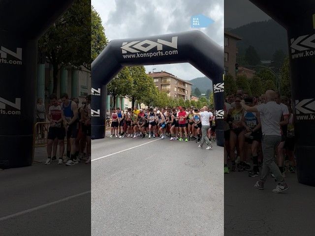 700 korrikalari eta patinatzailek baino gehiagok zeharkatu dute Laudio 10K lasterketan bideoaren irudi txikia